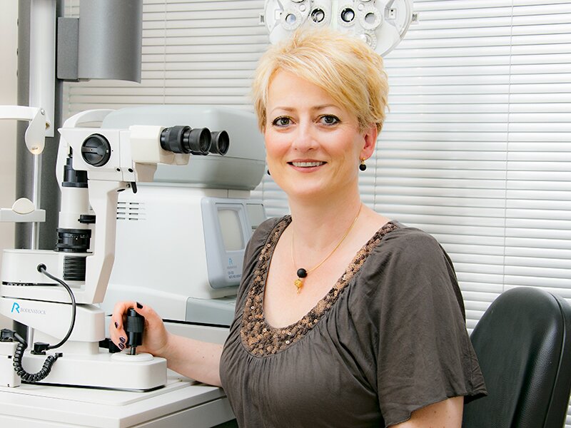 Claudia Krüger Kontaktlinsenanpassung Frau Krüger